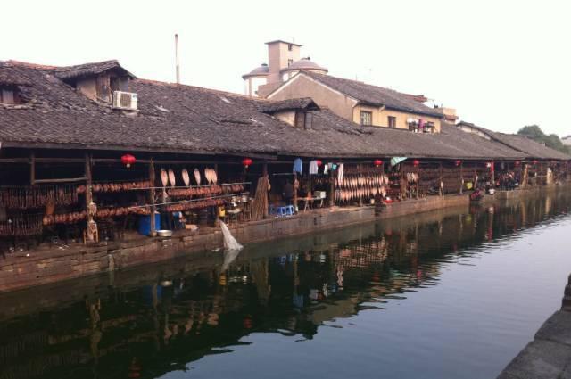守“廉”关，迎新春